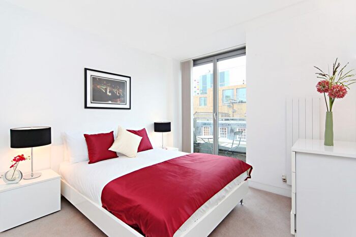 1 Bedroom Flat To Rent In Picton Place, London, W1U