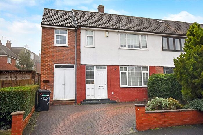 4 Bedroom Semi-Detached House For Sale In Ringway, Garforth, Leeds, LS25