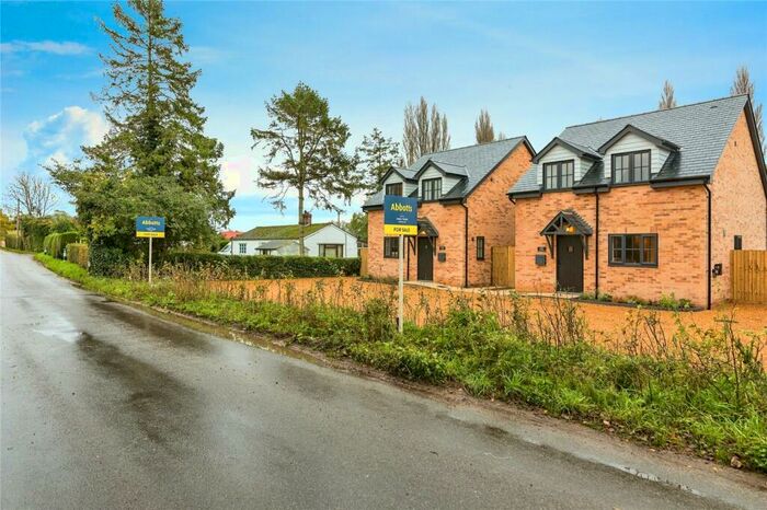 3 Bedroom Detached House For Sale In Westleton Road, Yoxford, Saxmundham, Suffolk, IP17