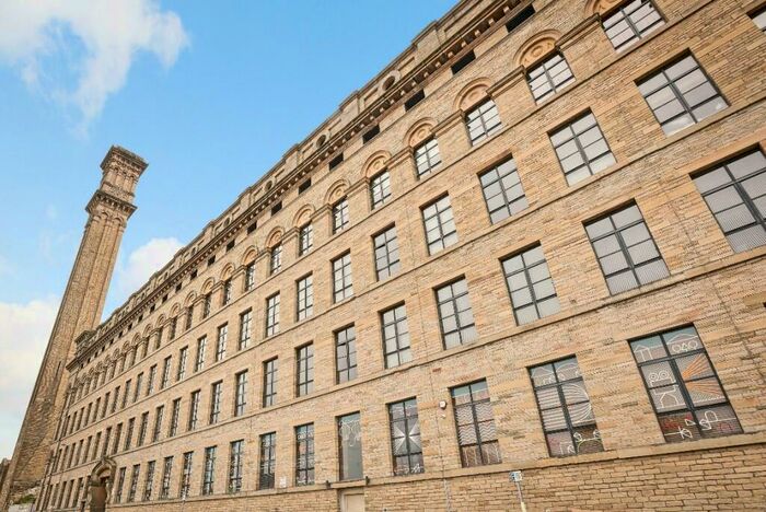 1 Bedroom Apartment For Sale In Silk Mill, Lilycroft Road, Bradford, West Yorkshire, BD9