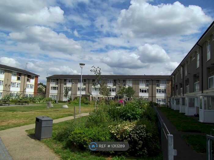 1 Bedroom Maisonette To Rent In Macers Court, Broxbourne EN10