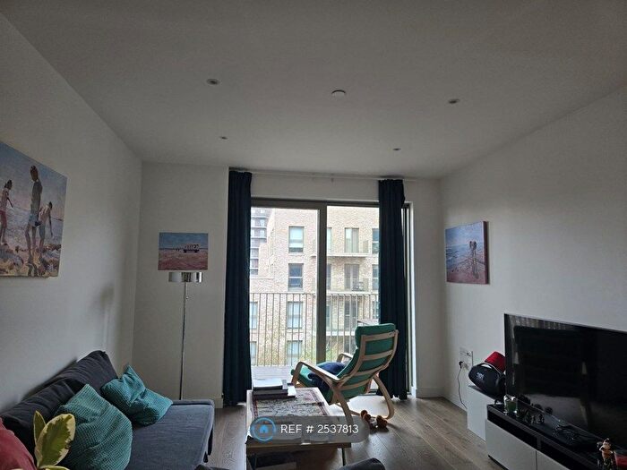 1 Bedroom Flat To Rent In Tiller House, London, E6