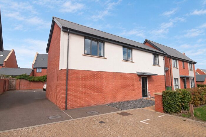 2 Bedroom Detached House For Sale In Burgoyne Way, Folkestone, Kent, CT20