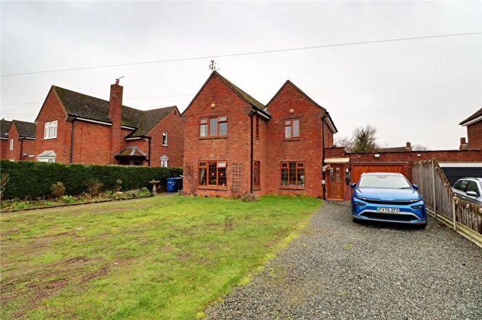 3 Bedroom Property For Sale In Canberra Crescent, Hemswell, DN21