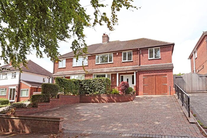 4 Bedroom Semi-Detached House For Sale In Dartmouth Avenue, Westlands, ST5
