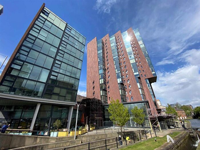 2 Bedroom Apartment For Sale In Islington Wharf, Great Ancoats Street, New Islington, M4