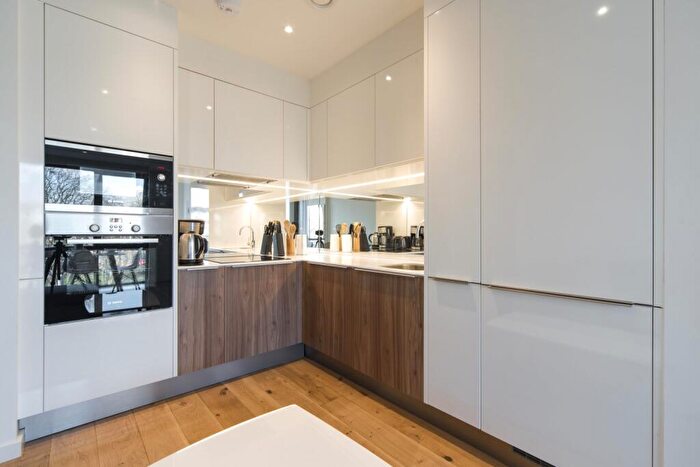 1 Bedroom Flat To Rent In Camberwell On The Green, Camberwell Passage, London, SE5
