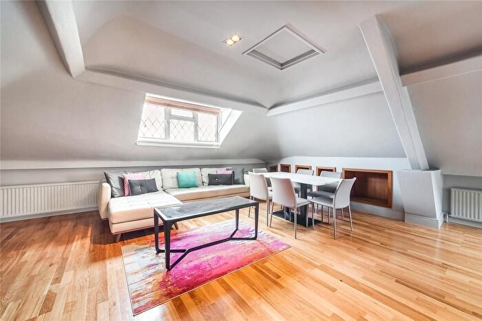 2 Bedroom Flat To Rent In Trebovir Road, London, SW5