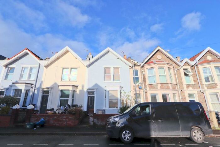 5 Bedroom House To Rent In Osborne Road, Southville, Bristol, BS3
