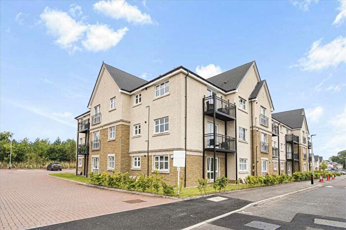 2 Bedroom Apartment For Sale In Flat, Jardine Avenue, FK2