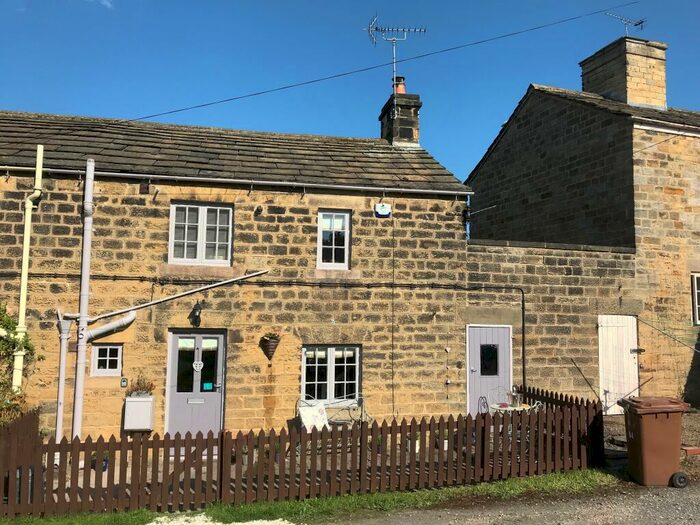 2 Bedroom End Of Terrace House To Rent In Harrogate Road, Harewood, Leeds, West Yorkshire, Uk, LS17