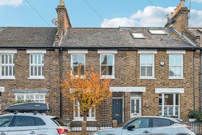 2 Bedroom Terraced House For Sale In Thorne Street, London, SW13