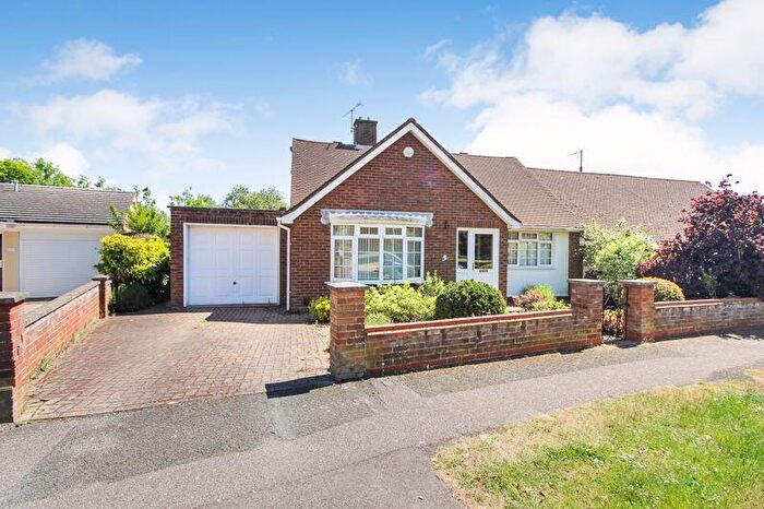 2 Bedroom Semi-Detached Bungalow To Rent In Merlin Gardens, Bedford, MK41