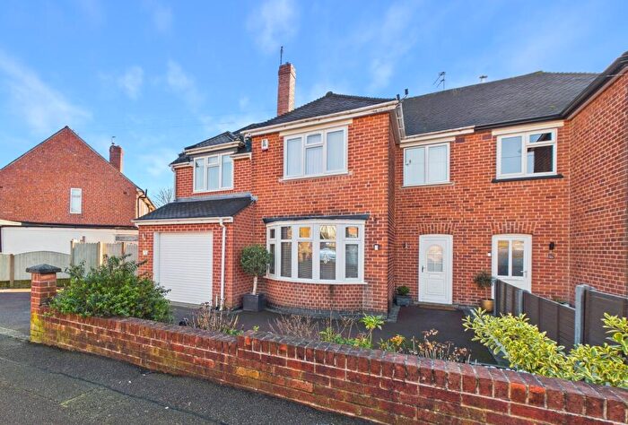 4 Bedroom Semi Detached House For Sale In Merridale Road, Littleover, DE23
