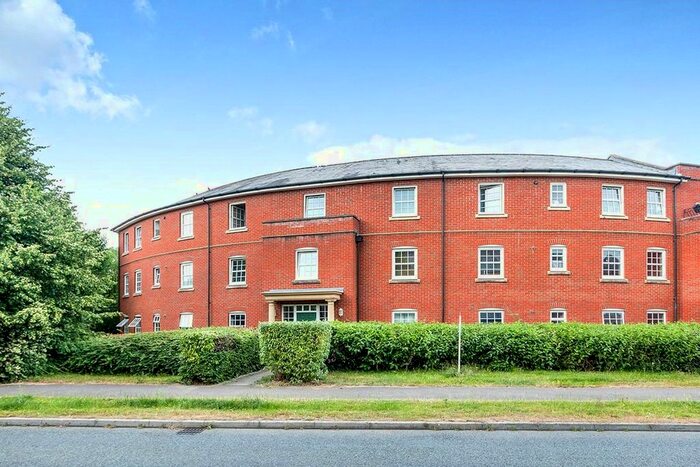 2 Bedroom Flat To Rent In Compton Way, Sherfield-On-Loddon, Hook, Hampshire, RG27