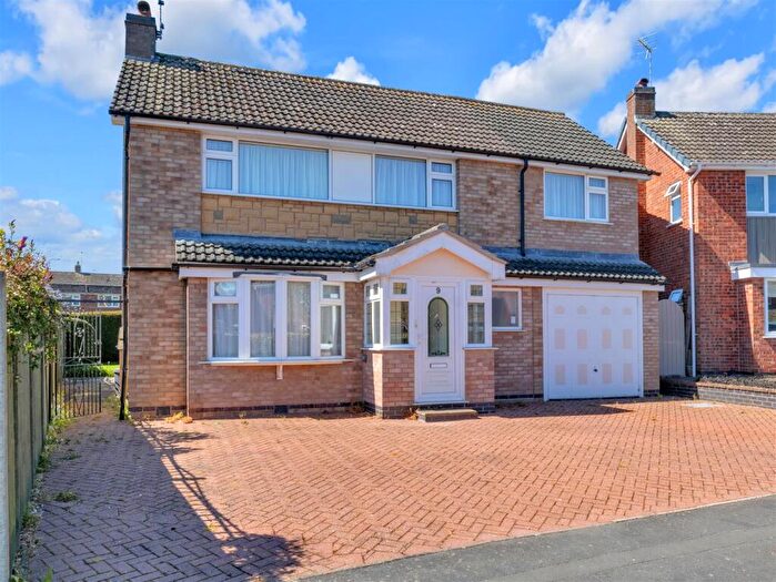 4 Bedroom Detached House For Sale In Fairway, Kibworth, Leicester, LE8