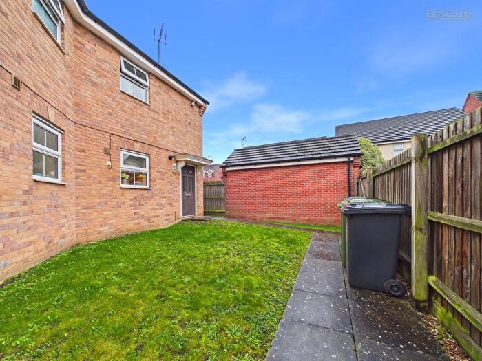 2 Bedroom Maisonette For Sale In Verde Close, Eye, Peterborough, PE6