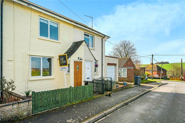 3 Bedroom Terraced House For Sale In Avon Square, Upavon, Pewsey, Wiltshire, SN9