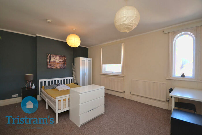 1 Bedroom Semi-Detached House To Rent In Room E, Bernard Street, Nottingham, NG5