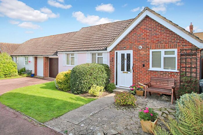 3 Bedroom Detached Bungalow For Sale In Rogersmead, Tenterden, TN30