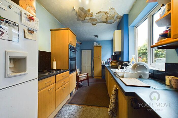 3 Bedroom Terraced House For Sale In Lutterworth Road, Abington, Northampton, Northamptonshire, NN1