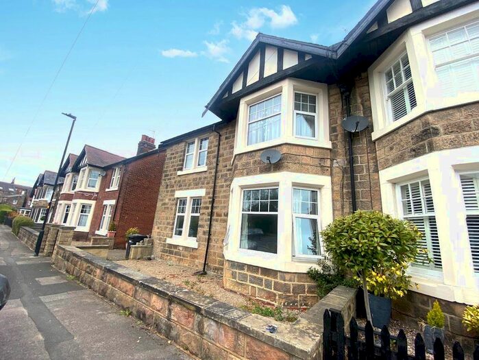 2 Bedroom Flat To Rent In Chudleigh Road, Harrogate, HG1