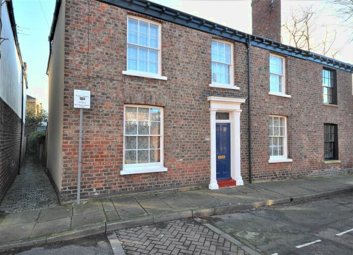 2 Bedroom Property To Rent In Dewsbury Terrace, York YO1