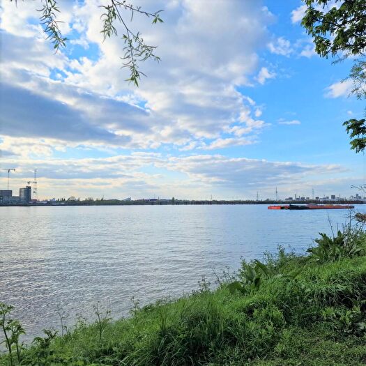 1 Bedroom Flat To Rent In Warrior Close, London, SE28