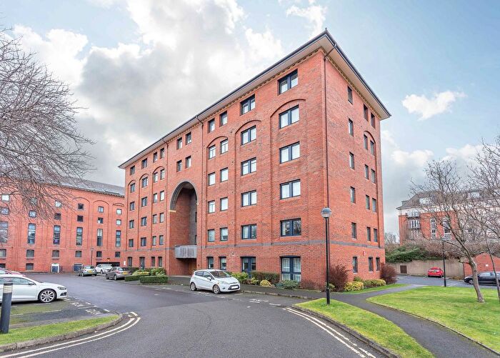 2 Bedroom Flat For Sale In / Slateford Road, Edinburgh, EH14