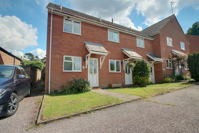 1 Bedroom End Of Terrace House To Rent In Stanley Gardens, Tring, HP23