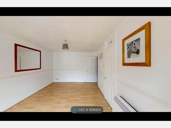 1 Bedroom Flat To Rent In Paxton Road, London, SE23