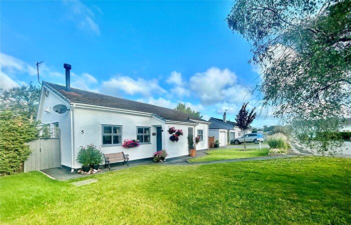 3 Bedroom Bungalow For Sale In Traeth Coch Uchaf, Red Wharf Bay, Isle Of Anglesey, LL75