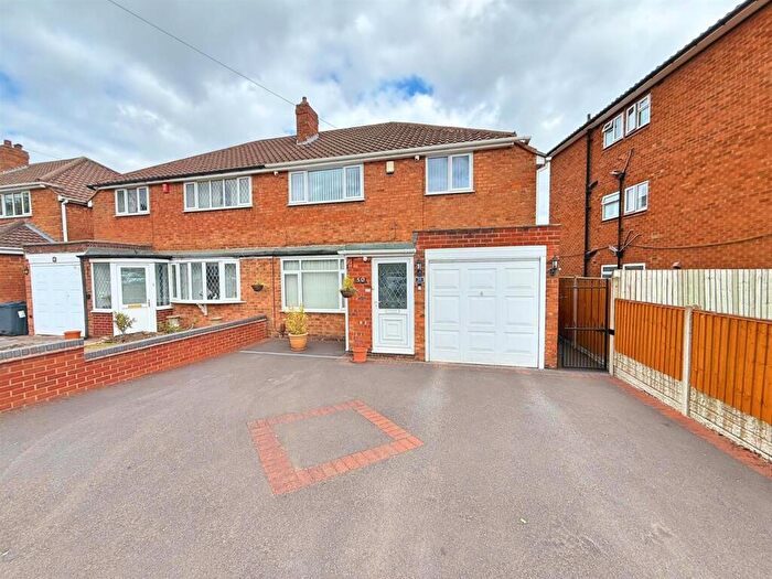 3 Bedroom Semi-Detached House For Sale In Bakers Lane, Streetly, Sutton Coldfield, B74