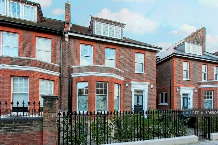 2 Bedroom Flat To Rent In Filey Avenue, London, N16