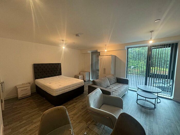 Studio To Rent In Stockport Road, Ardwick, Machester, M13
