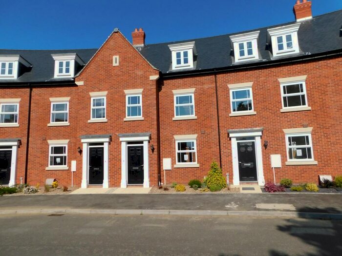 3 Bedroom Terraced House To Rent In The Ridings, Poringland, NR14