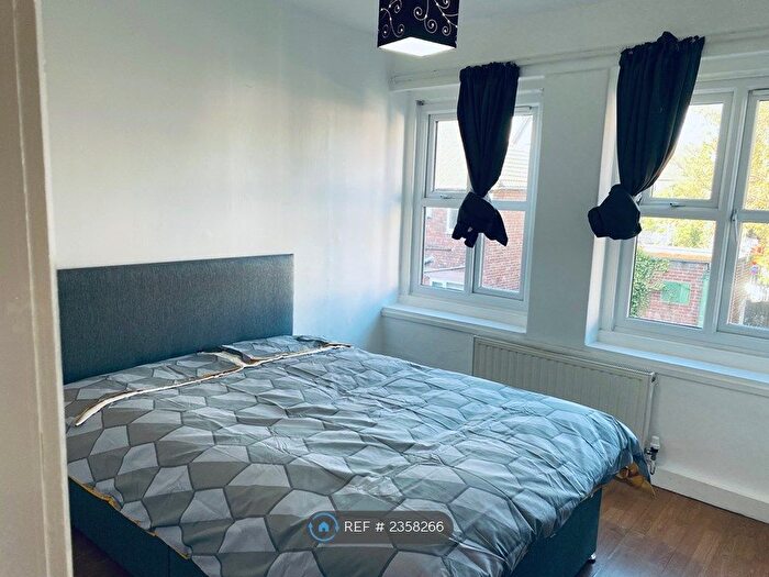 3 Bedroom Flat To Rent In Holland Street, Liverpool, L7