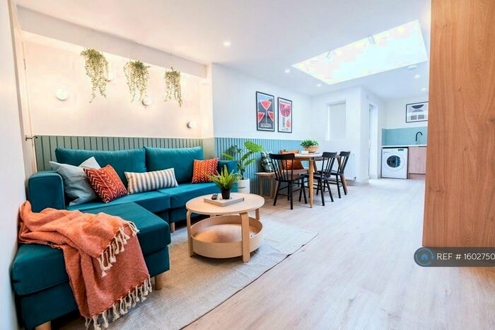 5 Bedroom Terraced House To Rent In Irving Road, Coventry, CV1