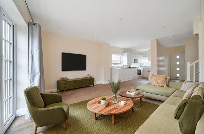 2 Bedroom End Of Terrace House For Sale In Viscount Mews, Chislehurst, Kent, BR7