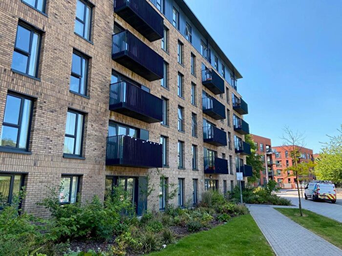 2 Bedroom Apartment To Rent In Bell Barn Road, Birmingham, B15