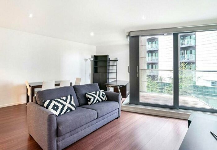 2 Bedroom Apartment To Rent In Baltimore Wharf, Canary Wharf, E14