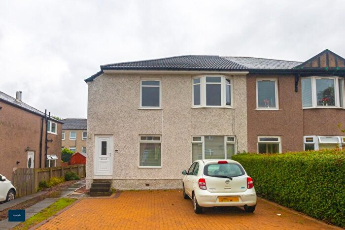 3 Bedroom Flat To Rent In Kingsbridge Drive, Rutherglen, G73