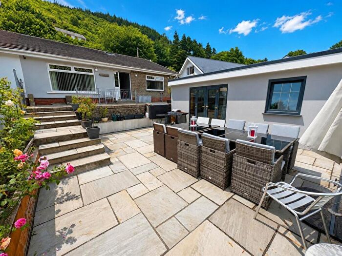 6 Bedroom Bungalow For Sale In Danybont, Pontrhydyfen, Port Talbot, SA12