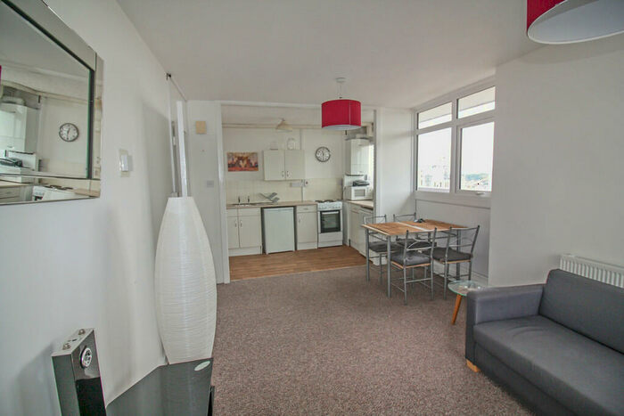 2 Bedroom Flat To Rent In William Batchelor House, Leicester Row, Coventry, CV1