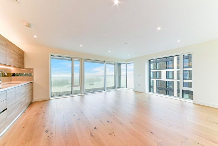 3 Bedroom Flat To Rent In Norton House, Royal Arsenal Riverside, London, SE18