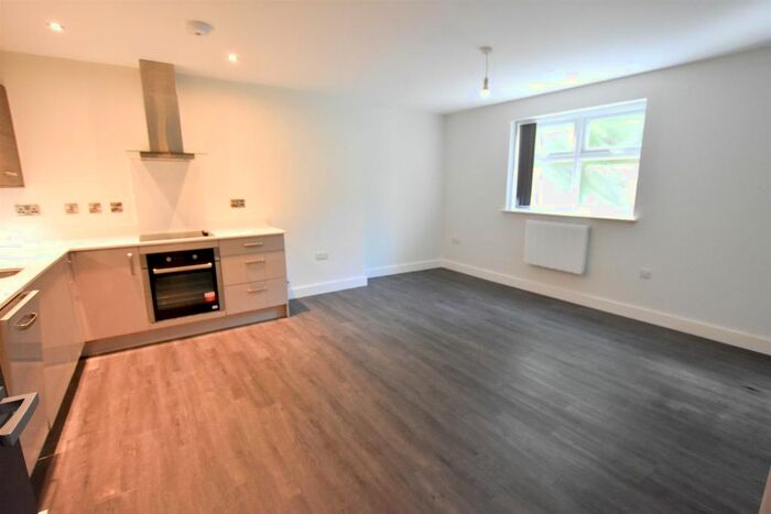 1 Bedroom Flat To Rent In North Street, Rothley, Leicester, LE7