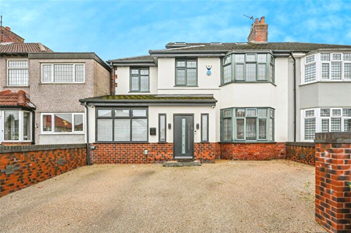 5 Bedroom Semi Detached House For Sale In Dunbabin Road, Liverpool, Merseyside, L15