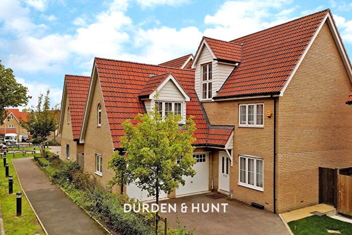 5 Bedroom Detached House For Sale In Tamarind Grove, Chigwell, IG7
