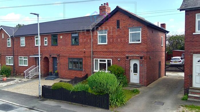 2 Bedroom End Terrace House For Sale In West View, Kirkhamgate, Wakefield, West Yorkshire, WF2