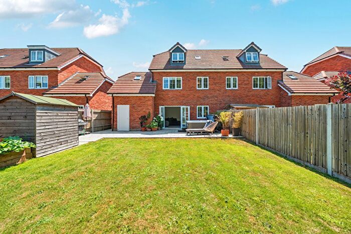 4 Bedroom Semi-Detached House For Sale In Halifax Close, Guildford, GU3